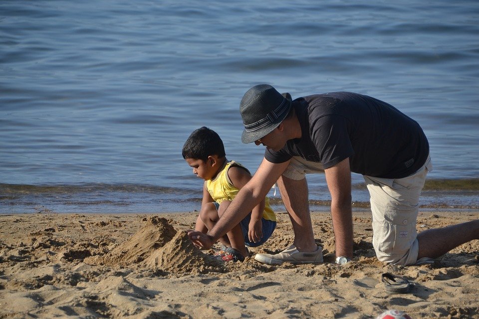 Father Vacation Sand Summer Dad Boy Son Son Sand