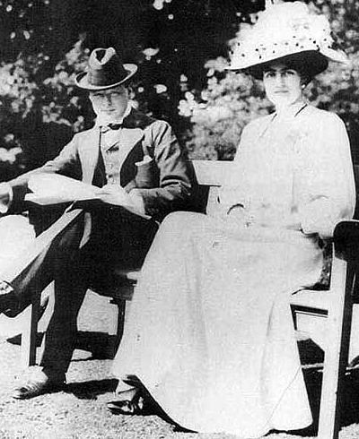 Churchill and his fiancée Clementine Hozier shortly before their marriage in 1908