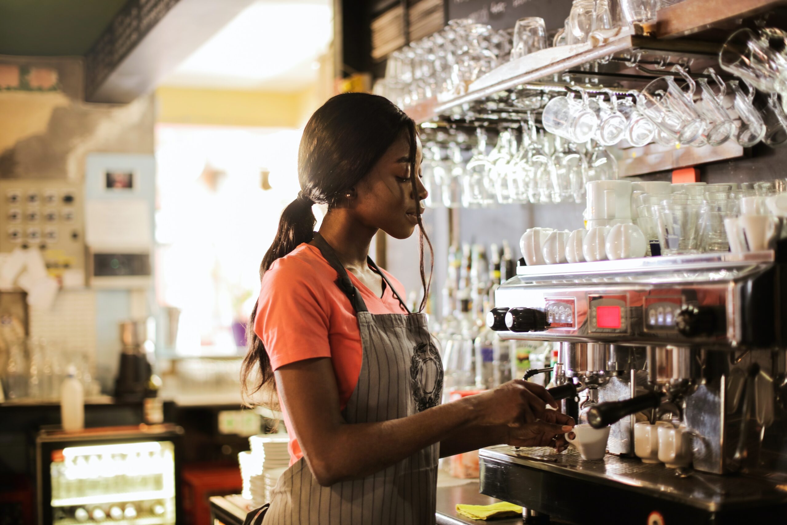 Woman-wearing-apron